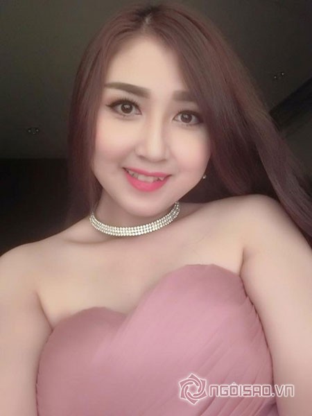 Chi gai Hoa hau Thu Thao 4 con van dep khong tin noi-Hinh-2